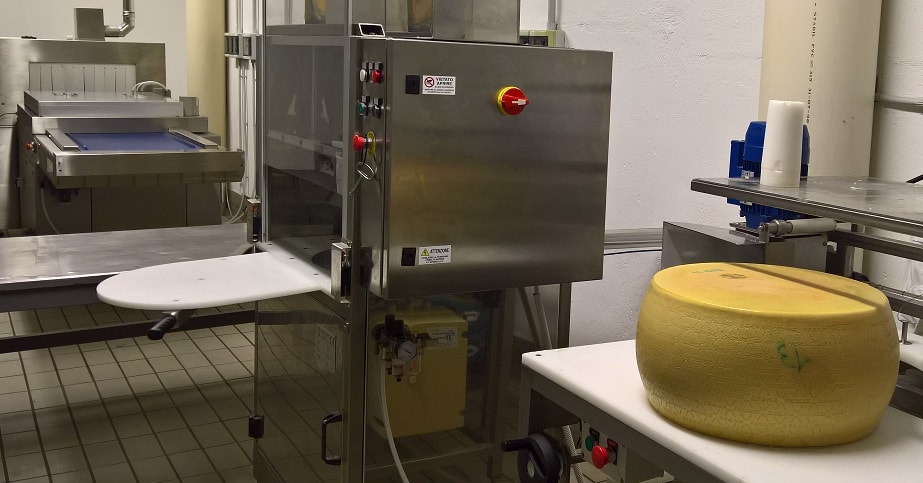 linea confezionamento formaggi: a pasta dura e semidura.